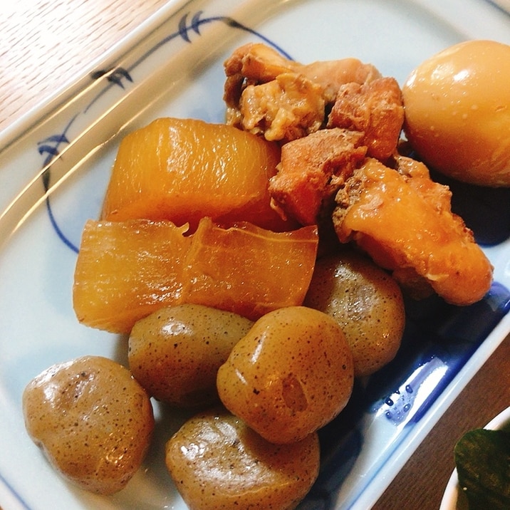 電気圧力鍋で！鶏と玉こんにゃくの煮物